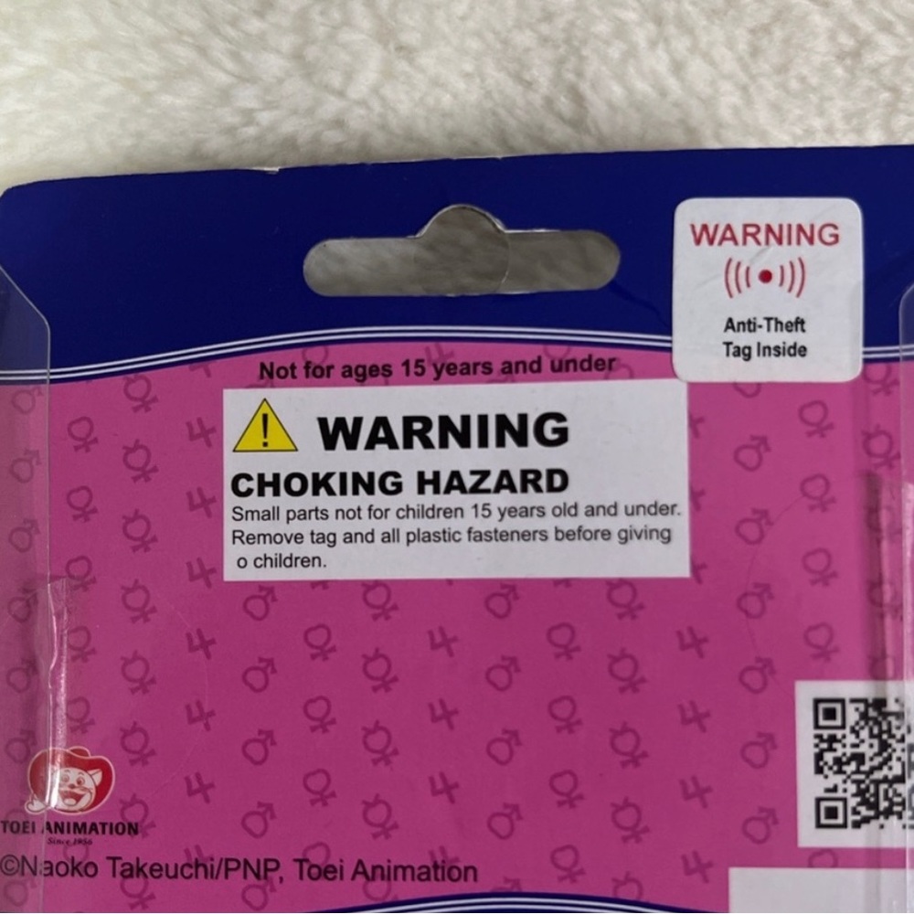 Sailor Moon Luna Wireless Earbud Case Cover NWT - Picture 4 of 4